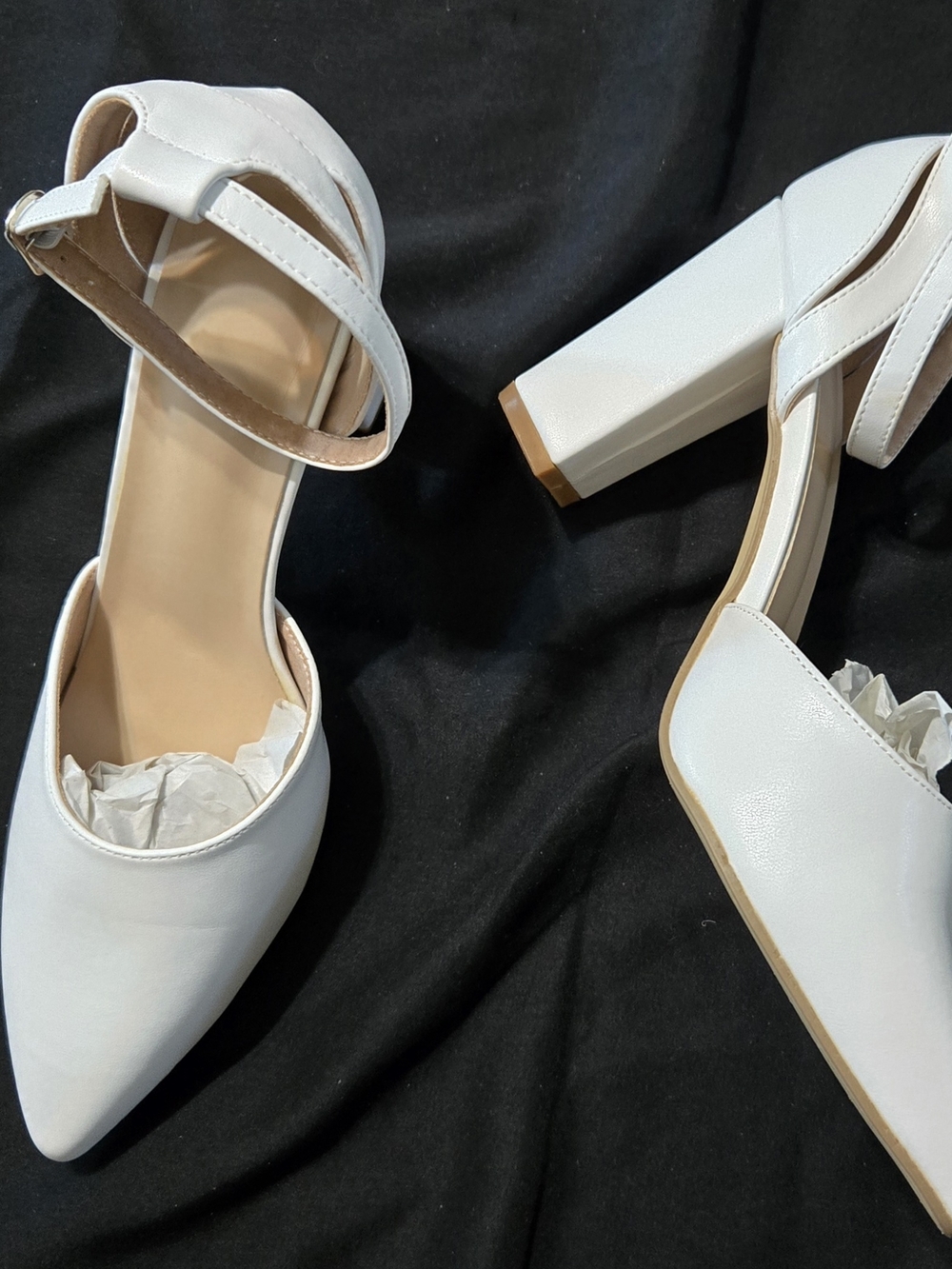 Women's White Pointed Ankle-Strap Pumps - Picture 2 of 3